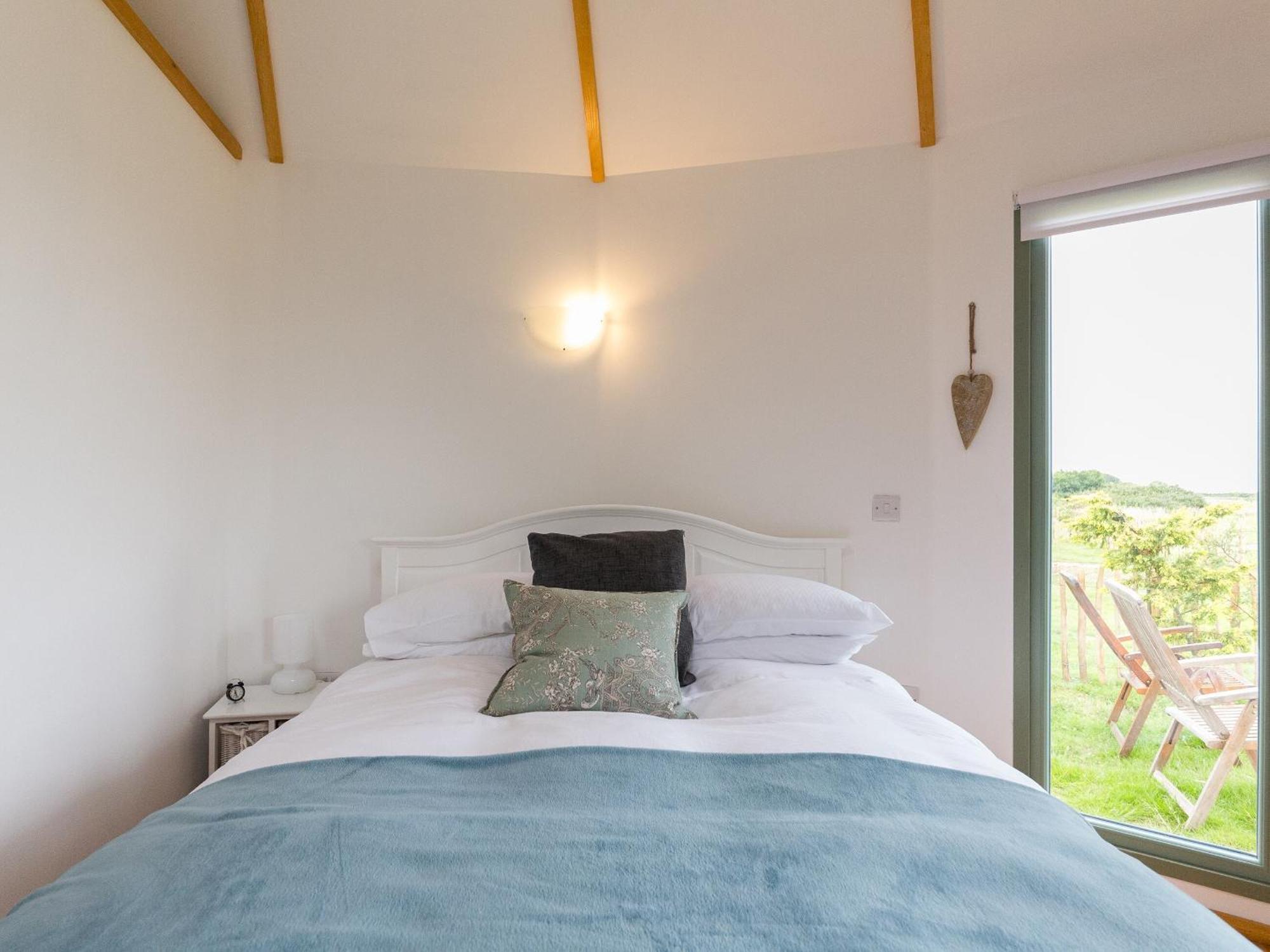 Hotel Bay Wootton Bridge  Esterno foto
